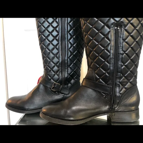 Arturo Chiang Black Quilted Fusco Boots /Size 9.5 - Picture 3 of 17